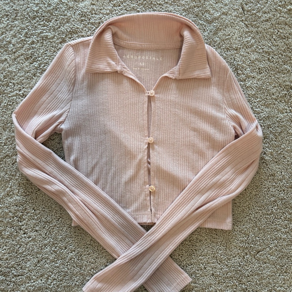 Aeropostale long sleeved crop top in size XS